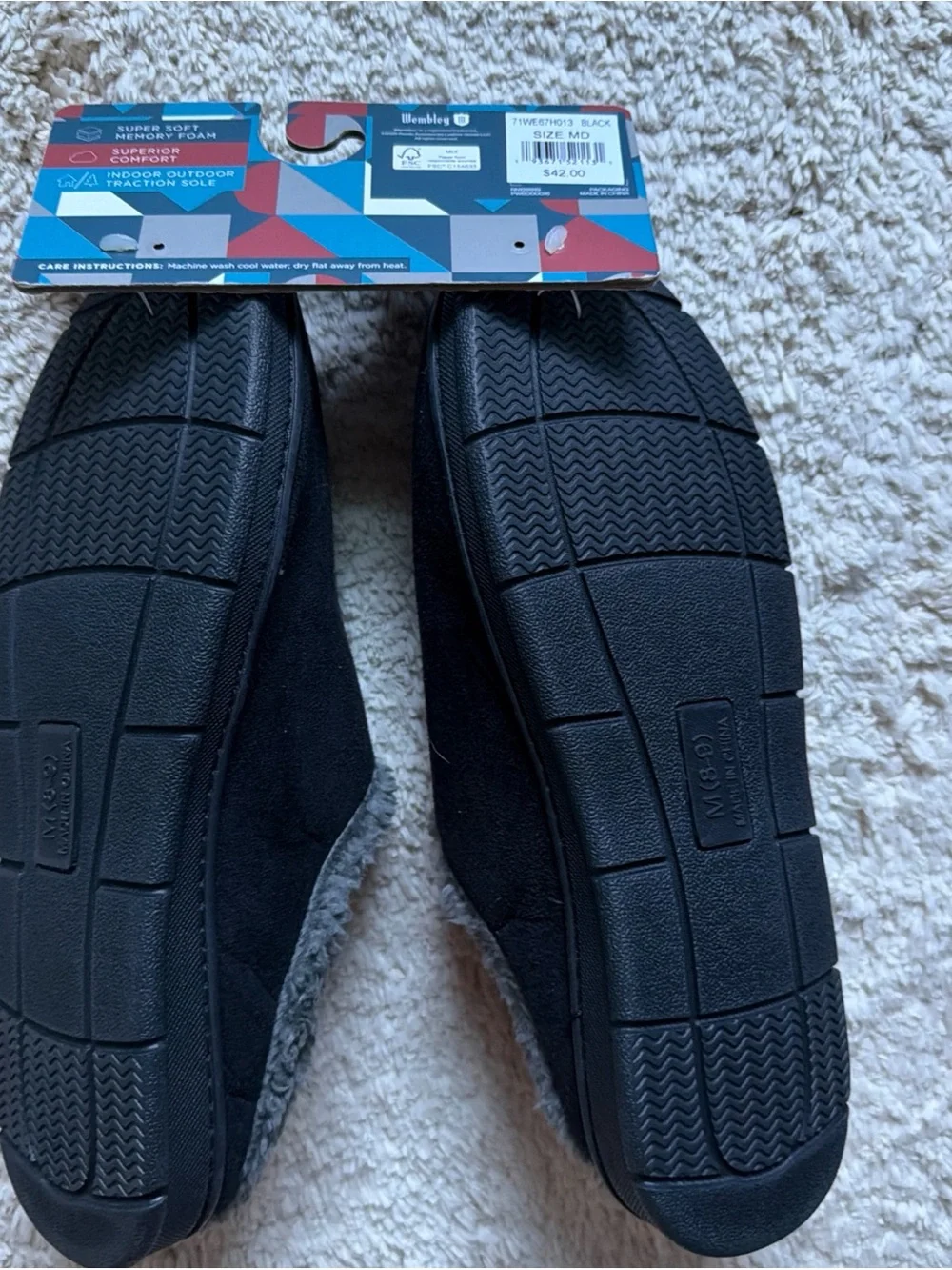 Wembley Men's Size M (8-9) Memory Foam Indoor/Outdoor Slippers. Black. NWT
